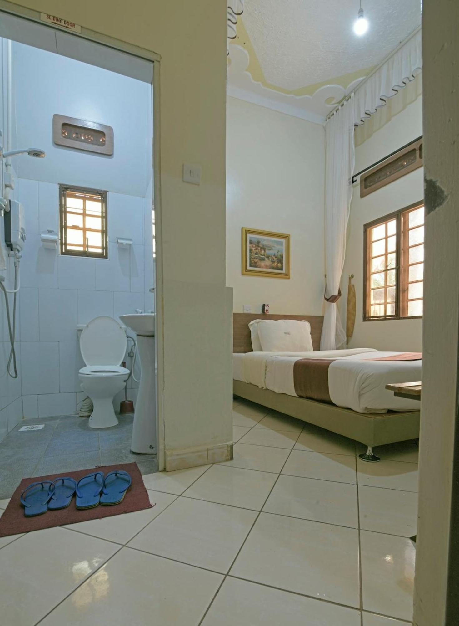 Hoima Buffalo Hotel & Business Hub Ltd Eksteriør bilde
