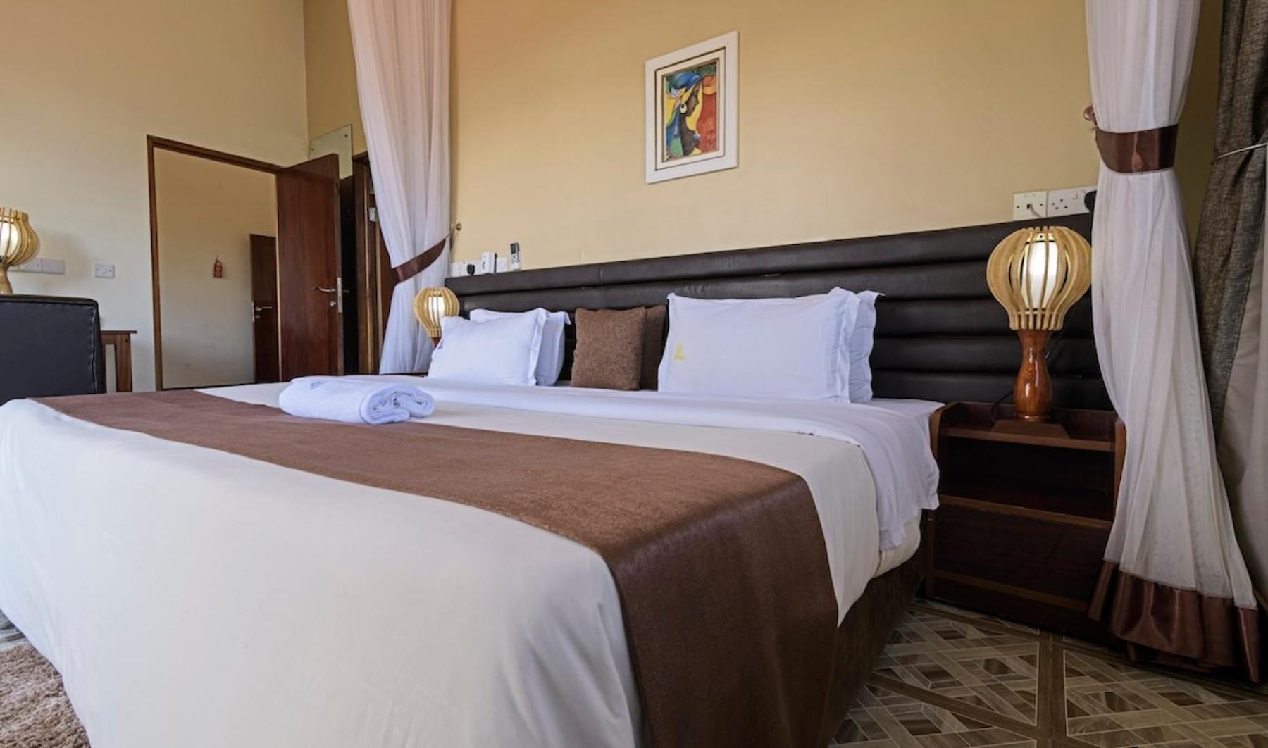 Hoima Buffalo Hotel & Business Hub Ltd Eksteriør bilde